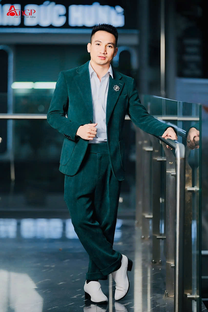 Đồng hành cùng Mentor Tiến Hoàng